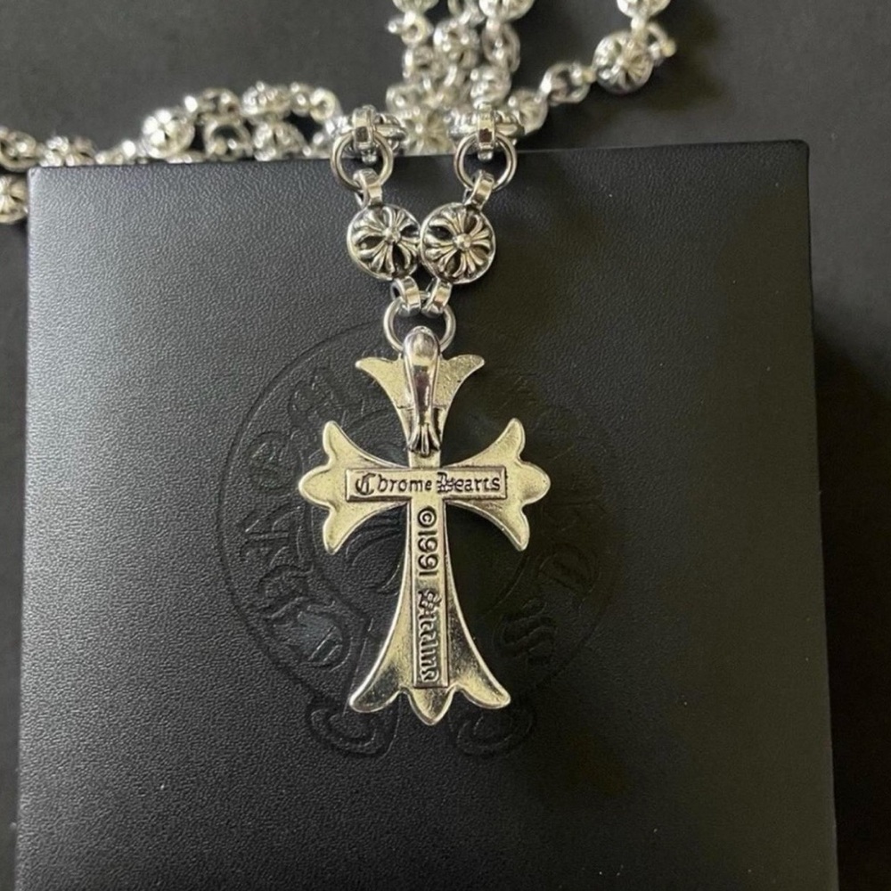 Vintage Chrome Hearts Cross
Pendant Necklace